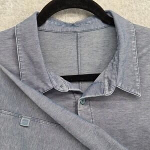 Lululemon Men 2XL Commission Long Sleeve Button Shirt Chambray Blue Vented